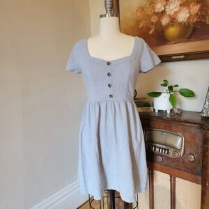 Simple Light Gray Casual Dress With buttons Size Small